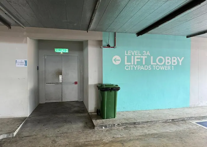 Jq#09 City View Slide Loftbed 2R1B 5Pax Near Suria Mall, Gaya St, Sicc