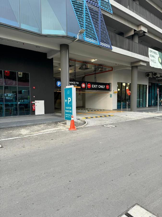 Jq#09 View Slide Loftbed 2r1b 5pax Near Suria Mall, Gaya St, Sicc Apartment *